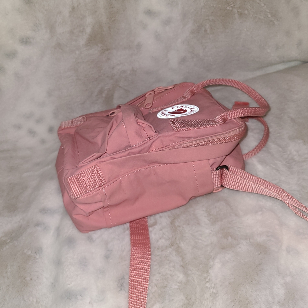 Kånken Mini Pink Backpack - Picture 6 of 6